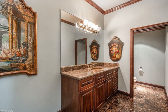 4939 W 95th Street, Oak Lawn, IL 60453