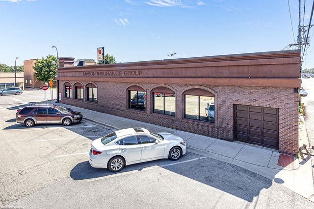 4939 W 95th Street, Oak Lawn, IL 60453