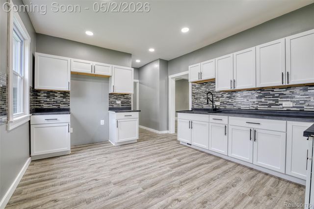 430 Holbrook Street, Detroit, MI 48202