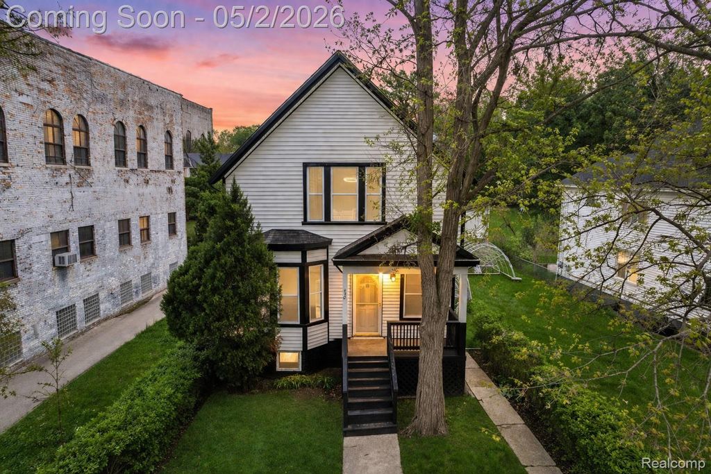 430 Holbrook Street, Detroit, MI 48202
