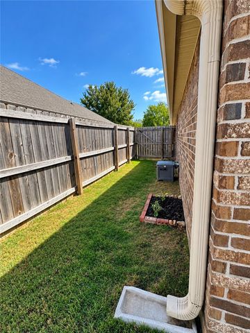 3050 Hook Lane, Farmington, AR 72730