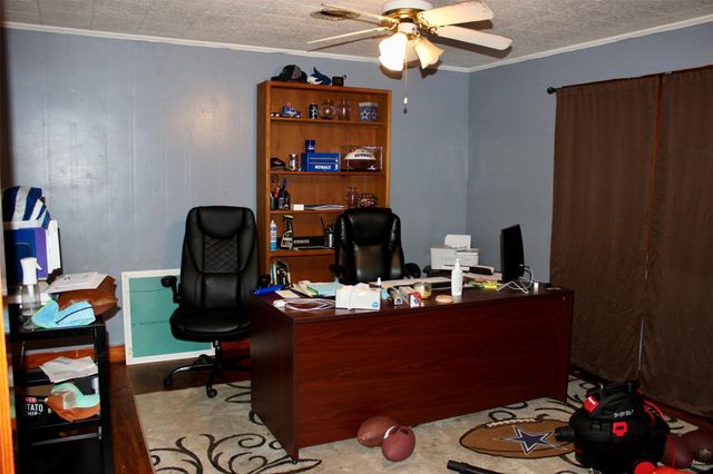 1102 Thiel Street, Brenham, TX 77833