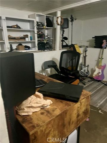 6808 Benson, Huntington Park, CA 90255