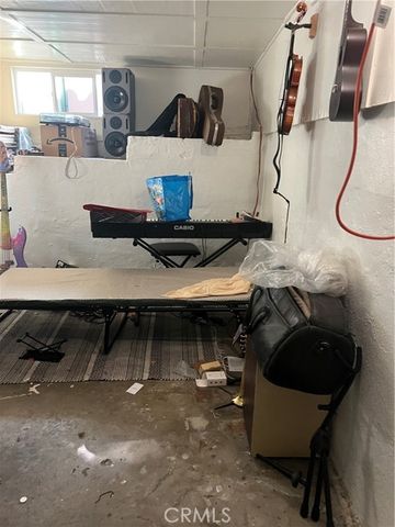 6808 Benson, Huntington Park, CA 90255