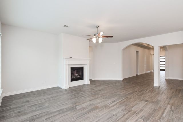 1427 Daisy Corner Drive, Celina, TX 75078