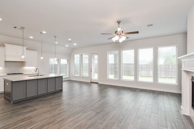 1427 Daisy Corner Drive, Celina, TX 75078