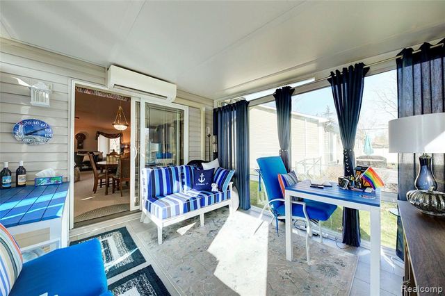 3174 Pirrin Drive, Waterford, MI 48329