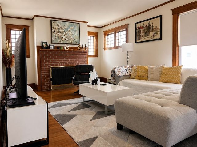 85 Walnut Street, Belmont, MA 02478