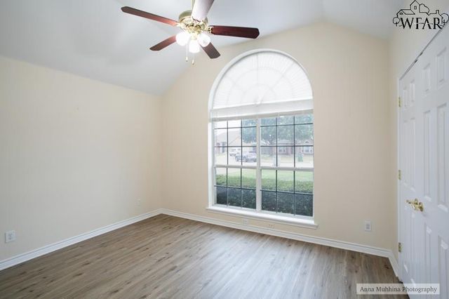 8 ST ANDREWS COURT, Wichita Falls, TX 76309