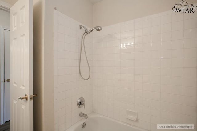 8 ST ANDREWS COURT, Wichita Falls, TX 76309