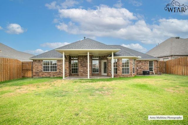 8 ST ANDREWS COURT, Wichita Falls, TX 76309