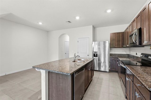 8652 MILESTONE DRIVE, Sarasota, FL 34238