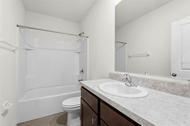 8652 MILESTONE DRIVE, Sarasota, FL 34238