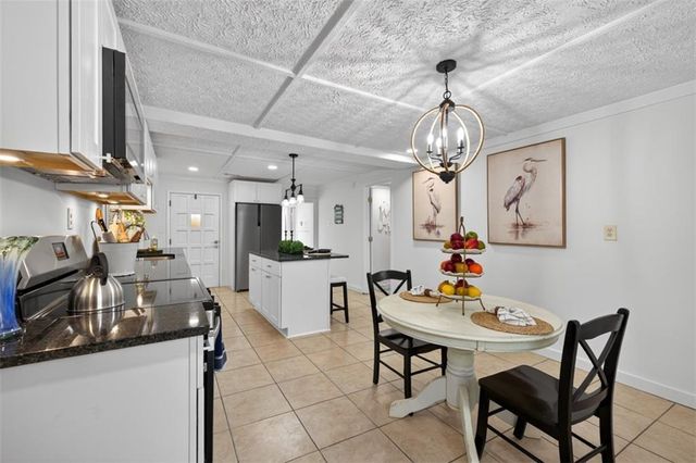 2439 Lakeshore Drive NE, Conyers, GA 30012