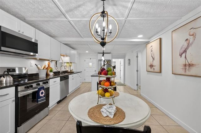 2439 Lakeshore Drive NE, Conyers, GA 30012