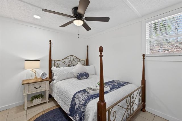 2439 Lakeshore Drive NE, Conyers, GA 30012