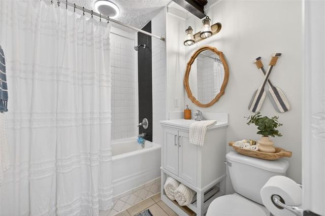 2439 Lakeshore Drive NE, Conyers, GA 30012