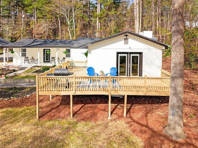 2439 Lakeshore Drive NE, Conyers, GA 30012