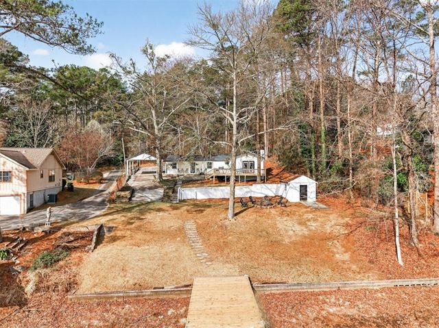 2439 Lakeshore Drive NE, Conyers, GA 30012