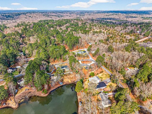 2439 Lakeshore Drive NE, Conyers, GA 30012
