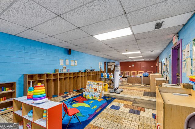916 SW Metropolitan Parkway SW, Atlanta, GA 30310