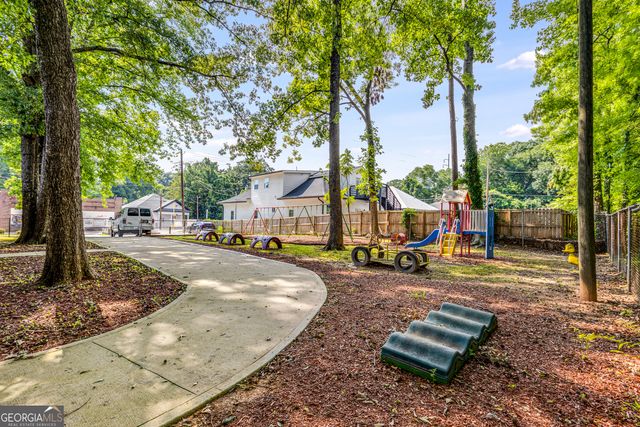 916 SW Metropolitan Parkway SW, Atlanta, GA 30310