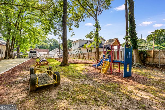916 SW Metropolitan Parkway SW, Atlanta, GA 30310