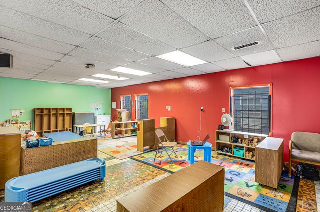 916 SW Metropolitan Parkway SW, Atlanta, GA 30310
