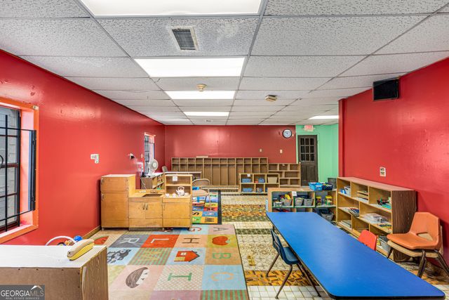 916 SW Metropolitan Parkway SW, Atlanta, GA 30310