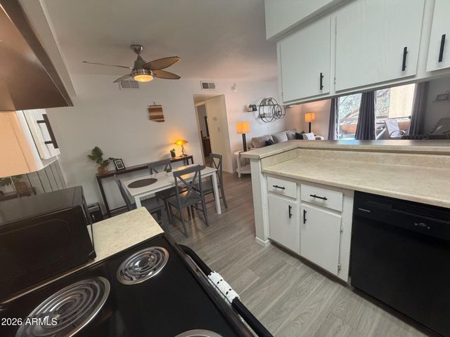 2625 E INDIAN SCHOOL Road 217, Phoenix, AZ 85016