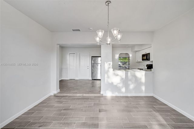 4301 NW 35th Ave, Lauderdale Lakes, FL 33309