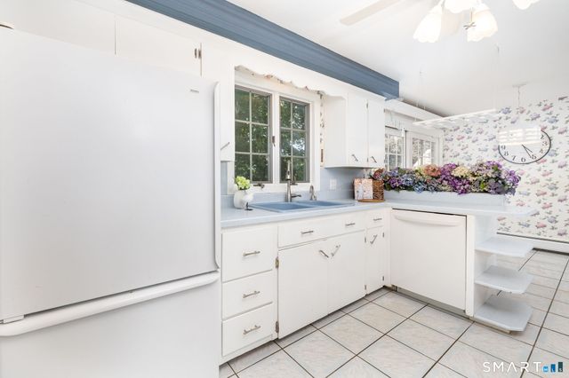 206 Fairlawn Drive, Torrington, CT 06790