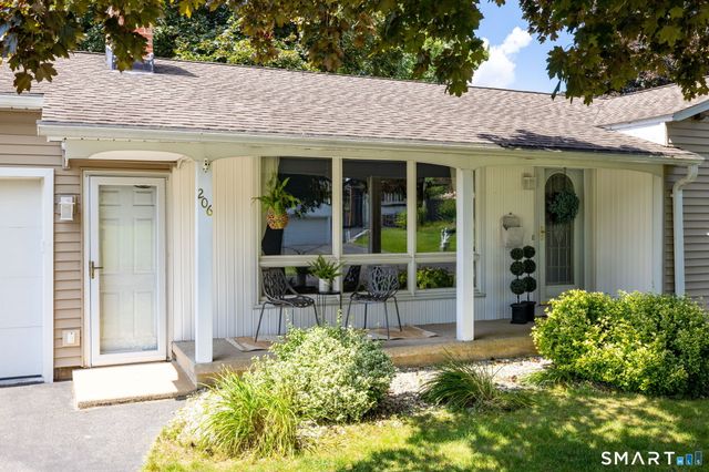 206 Fairlawn Drive, Torrington, CT 06790