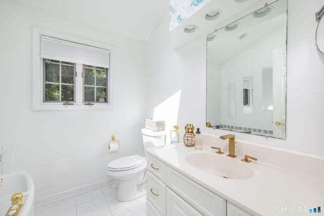 206 Fairlawn Drive, Torrington, CT 06790