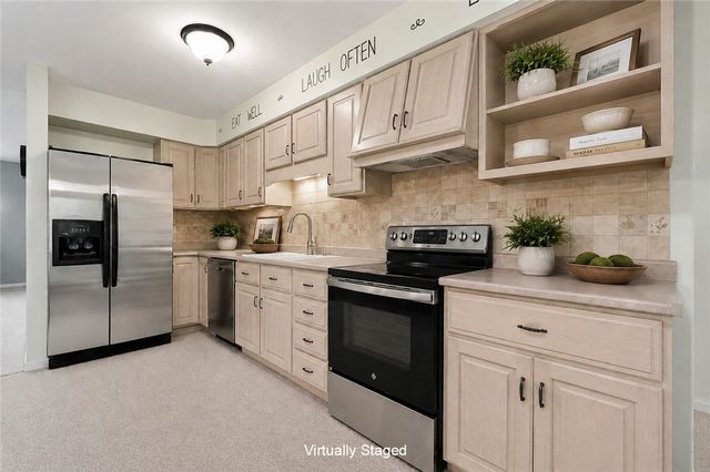 2760 Corlington Drive, Kettering, OH 45440