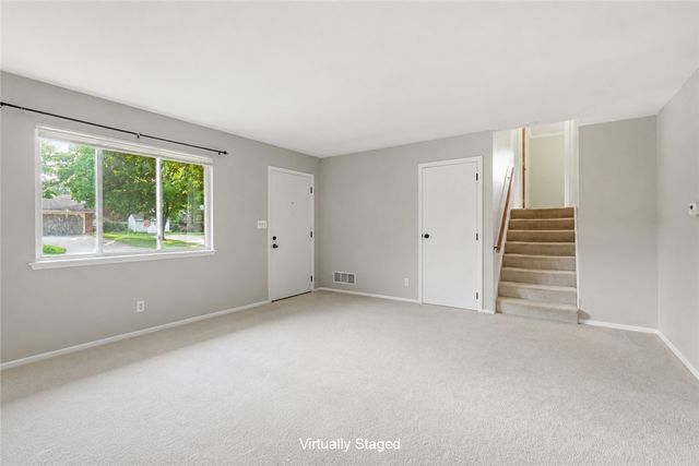 2760 Corlington Drive, Kettering, OH 45440