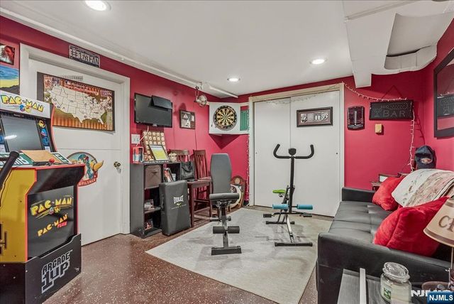 11 Beech Street, Cedar Grove, NJ 07009