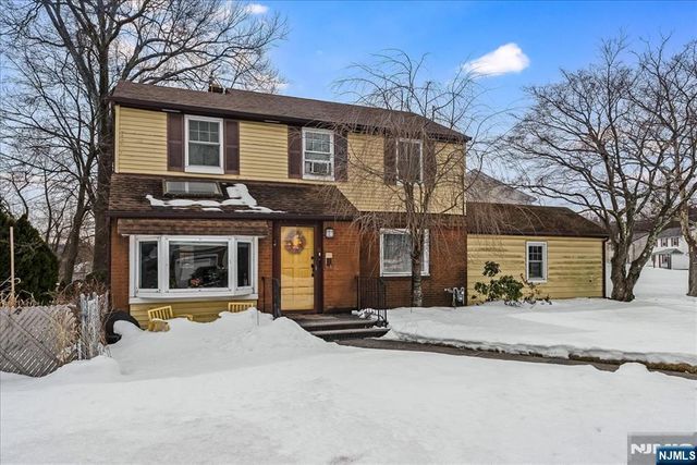 11 Beech Street, Cedar Grove, NJ 07009