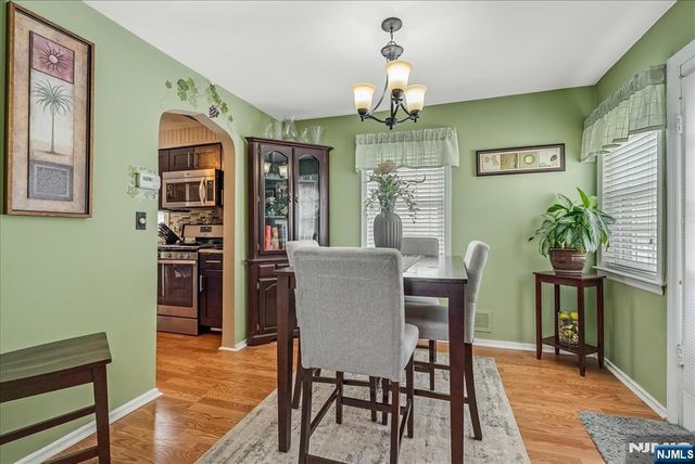 11 Beech Street, Cedar Grove, NJ 07009