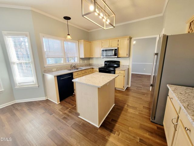 820 Penncross Drive, Raleigh, NC 27610