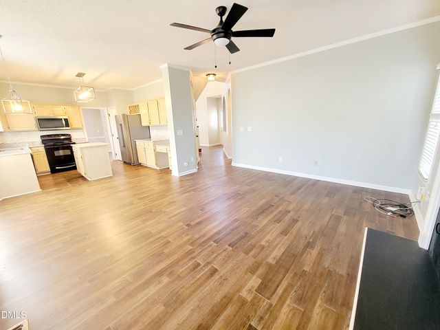 820 Penncross Drive, Raleigh, NC 27610