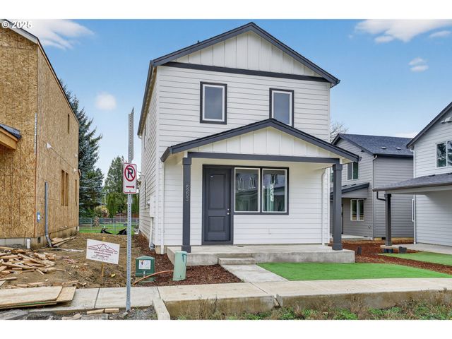 6203 Ne 43RD St, Vancouver, WA 98660