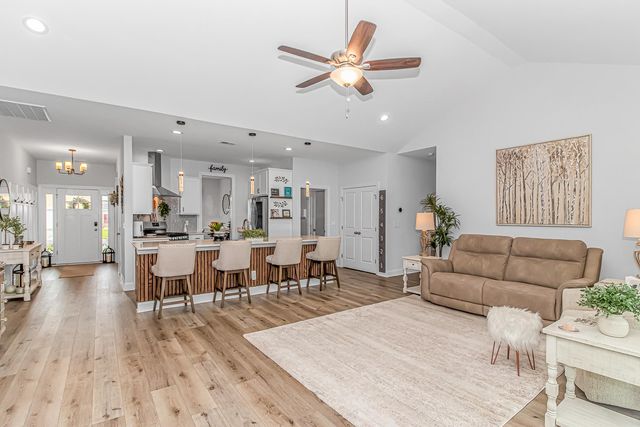 233 Outboard Dr., Murrells Inlet, SC 29576