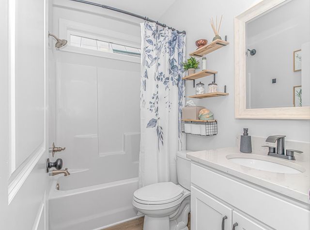 233 Outboard Dr., Murrells Inlet, SC 29576