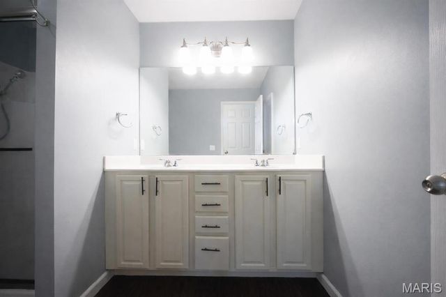 5 N Porte Drive, Highland, IL 62249