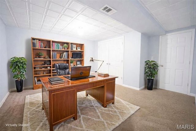 5 N Porte Drive, Highland, IL 62249