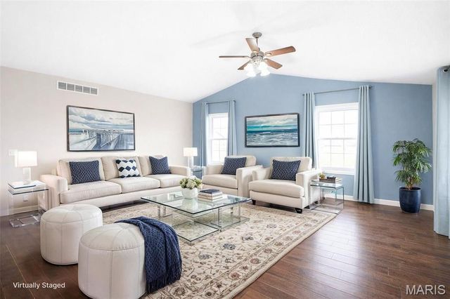 5 N Porte Drive, Highland, IL 62249