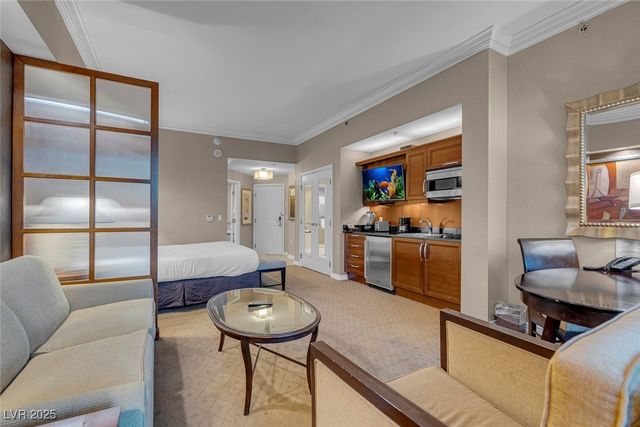 135 East Harmon Avenue 3411, Las Vegas, NV 89109