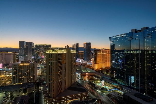 135 East Harmon Avenue 3411, Las Vegas, NV 89109