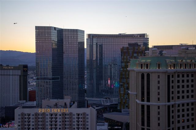 135 East Harmon Avenue 3411, Las Vegas, NV 89109